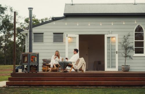 Elliott Casa | The Church On The Lake
