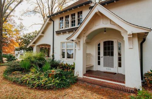 Greensboro Casa | The Cinderella House