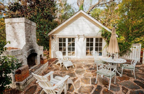 Greensboro Casa | The Cinderella House