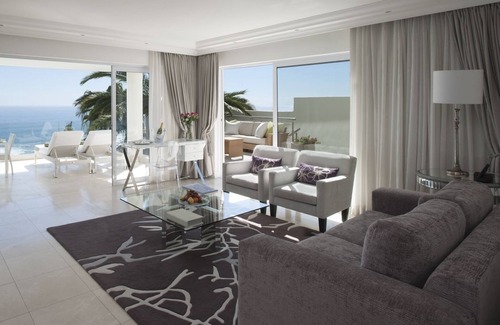 Bantry Bay Casa | The Clarendon - Bantry Bay