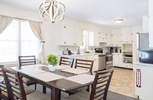 New London Casa | 10% DE DESCUENTO EN TODAS LAS RESERVAS DE JUNIO: ¡50FT A OCEAN BEACH GATE! ENVIAR SOLICITUD DE DETALLES