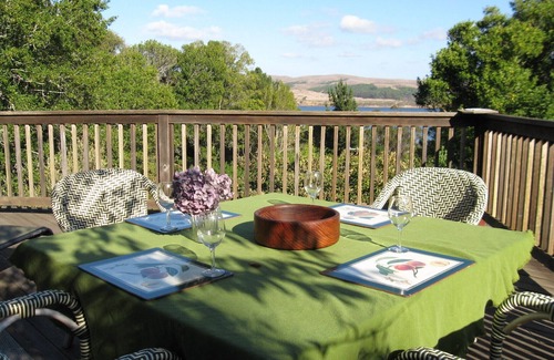 Seahaven Casa | La casa del acantilado - Expansiva vistas a la bahía desde un Open y Invitando Casa