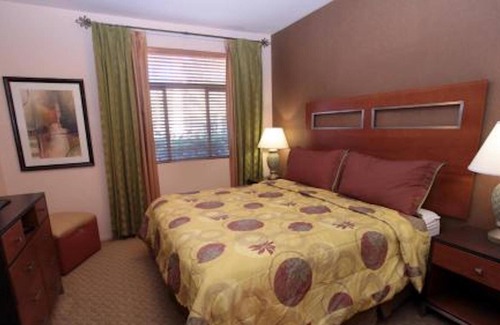 Spring Valley Villa | The Cliffs at Peace Canyon, beautiful 2 bedroom!
