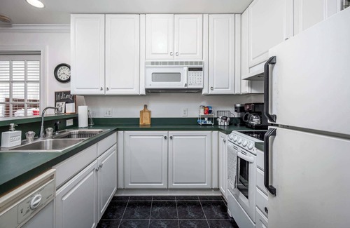 Chapel Hill Casa | The Clubhouse Hideaway