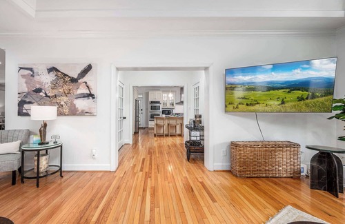 Chapel Hill Casa | The Clubhouse Hideaway