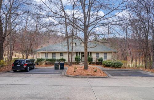 Chapel Hill Apartamento | The Clubhouse Hideaway - The Fairway