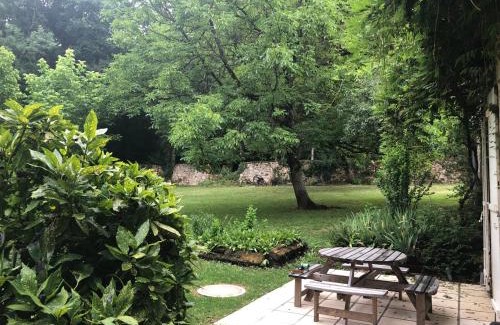 Saint-Mathieu Casa | The Coach House-3 Bed-2 Bath-Garden-PetsOK-FreeP