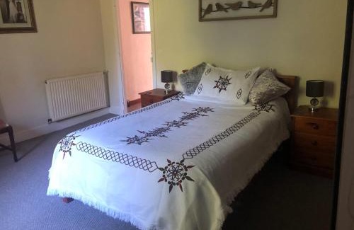 Saint-Mathieu Casa | The Coach House-3 Bed-2 Bath-Garden-PetsOK-FreeP