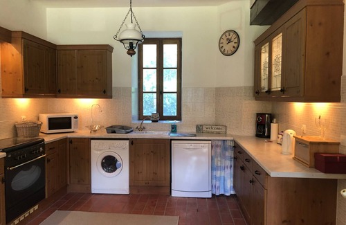 Saint-Mathieu Casa | The Coach House-3 Bed-2 Bath-Garden-PetsOK-FreeP