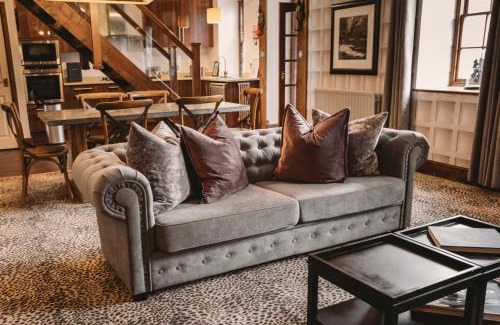 Crynant Casa | The Coach House
