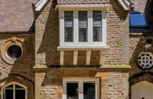 Northampton Casa | The Coach House - Stunning. Contemporary. Close to all wedding venues.