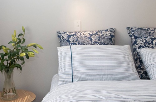 New Plymouth Cabaña | THE COASTAL COTTAGE - CENTRAL CITY LOCATION: 2 BR, 1 BA Apartment in New Plymouth, Sleeps 4