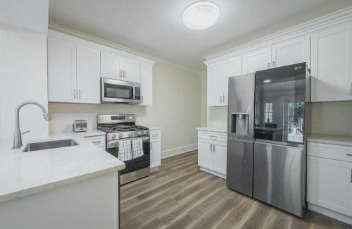 Athens Casa | The Complex on Bobbin Mills