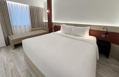 Phuong 6 Hotel | The Concept Hotel HCMC- Premium