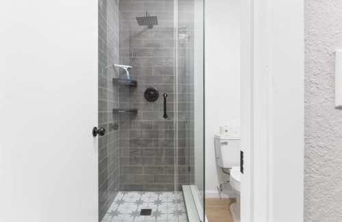 Three Rivers Casa | The Congress Sequoia Motel RM6
