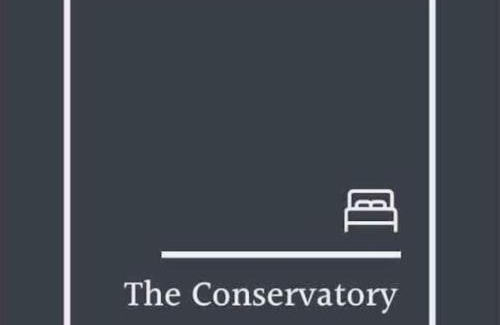 Lokeren Apartamento | The Conservatory a cosy private attic - Central between Ghent Antwerp Brussels & Brugge