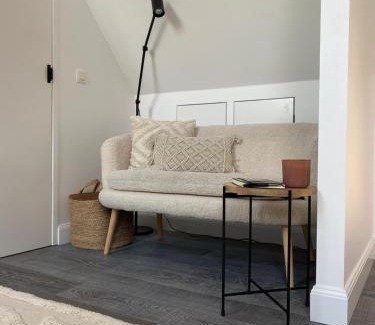 Lokeren Apartamento | The Conservatory a cosy private attic - Central between Ghent Antwerp Brussels & Brugge