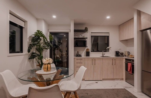 Christchurch City Centre Casa | The Coolest Townhouse in Christchurch
