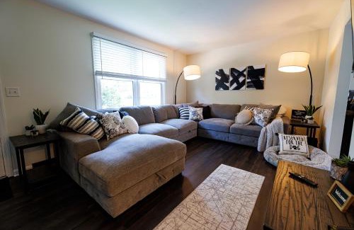 Ephrata Casa | The Cooper Home, Dogs Welcome!