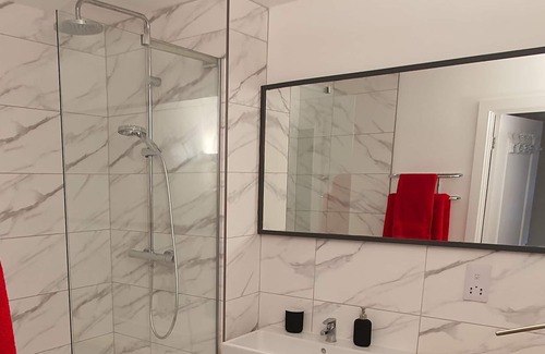 Hemel Hempstead Casa | The copper pan elegant central apartment