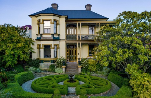Glebe Cabaña | The Corinda Collection