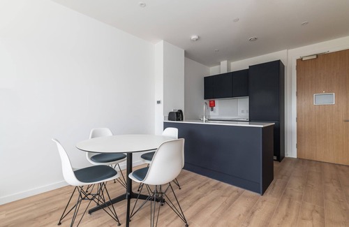 Stillorgan Apartamento | The Cornerstone One by Dublin At Home