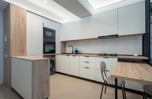 Pipera Apartamento | The Cortina One 1BR Apartment for 4