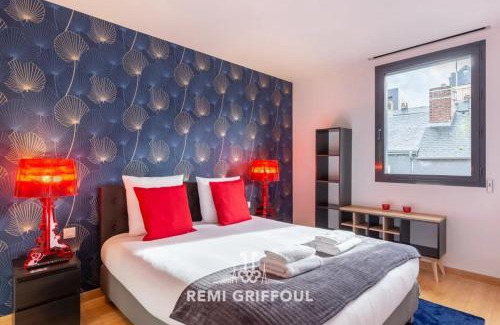 Honfleur Casa | The Cosmopolitan Architect Design Home with Rooftop Jacuzzi 8 Guests