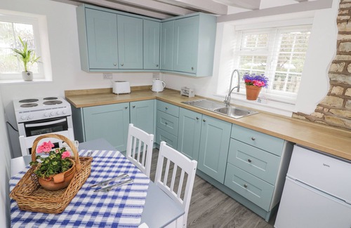 Ettington Cabaña | THE COTTAGE, pet friendly, character holiday cottage in Ettington