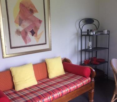 Point Wells Apartamento | The Cottage at 95a - self contained, quiet and peaceful