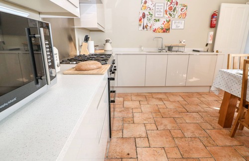 Broadway Cabaña | LA CASA EN BROADWAY, admite mascotas en Broadway, Ref 1000430