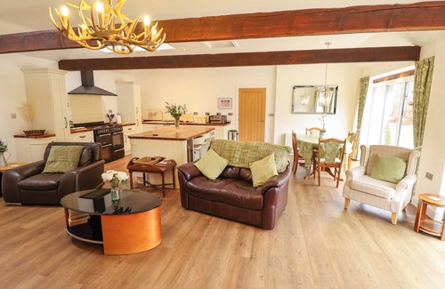 Horncastle Cabaña | THE COTTAGE AT GRANGE FARM BARNS, pet friendly in Horncastle