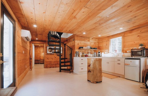 Marmot Casa | The Cottage at Highland Farms