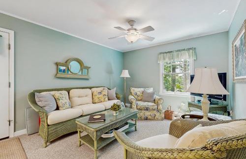 High Point Casa | The Cottage at Sunset