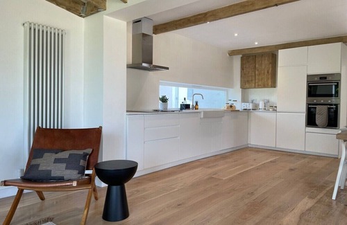 Amlwch Cabaña | The Cottage at The Pines, Bull Bay.
