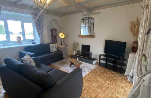 Portfieldgate Casa | The Cottage