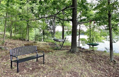 Frontenac Cabaña | The Cottage Getaway on Cranberry Lake