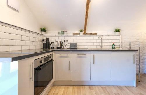 Little Stoke Casa | The Cottage- Hopewell
