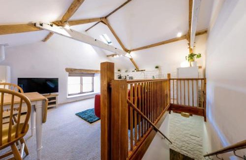 Little Stoke Casa | The Cottage- Hopewell