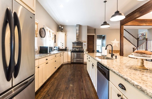 Michigan City Casa | Beachwalk Resort - El carrito de golf Cottage incluido - para 10 personas