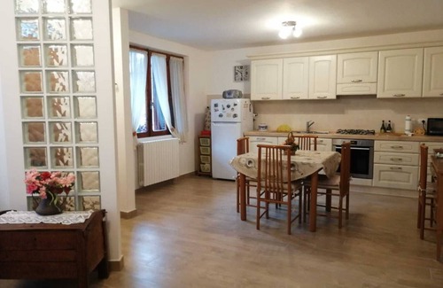 Introdacqua Apartamento | The cottage in Capolaia