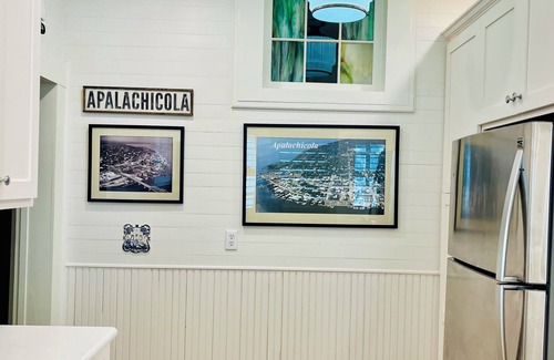 Apalachicola Cabaña | The Cottage on Commerce