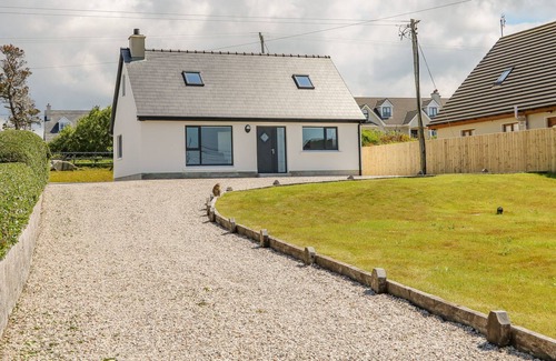 Brinlack Casa | THE COTTAGE, pet friendly, with open fire in Derrybeg, County Donegal