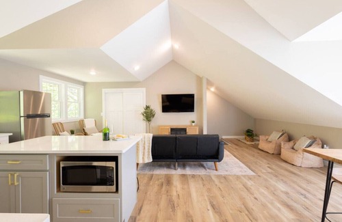 Jackson Casa | The Cottage, Rusted Route Farms