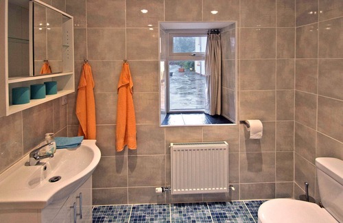 Durrus Casa | The Cottage - Two Bedroom House, Sleeps 4