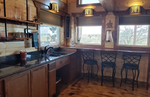 Canyon Cabina | The Cottonwood Cabin at Palo Duro.