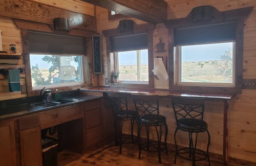 Canyon Cabina | The Cottonwood Cabin at Palo Duro.