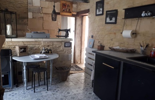 Colombiers-sur-Seulles Casa | The countryside by the sea