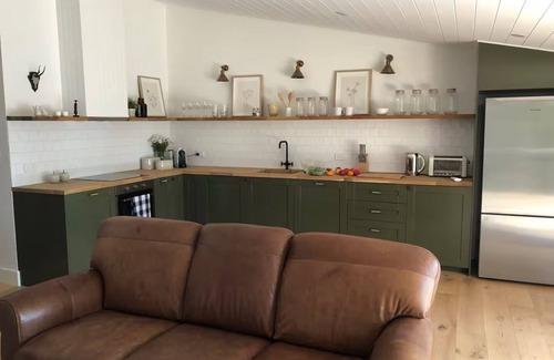 North Richmond Apartamento | The Country Apartment - Gorgeous new accommodation on prestige property