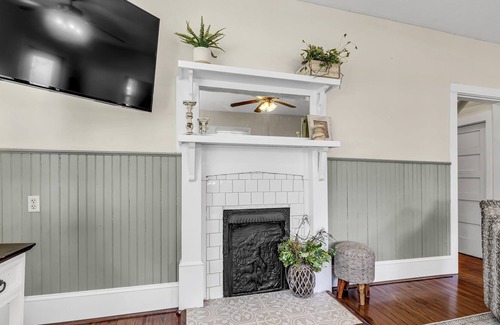 Eden Casa | The Country Charmer
